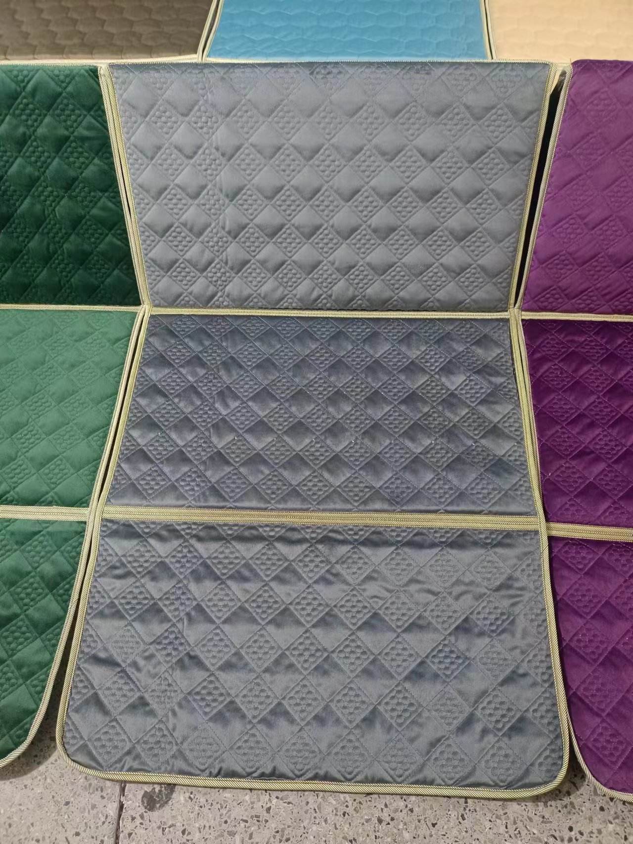 Kids Prayer Gift Set with Sponge Padding, Foldable Travel Mat & Carry Bag for Children